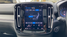 Volvo XC40 2.0 B3P Ultimate Dark 5dr Auto Petrol Estate